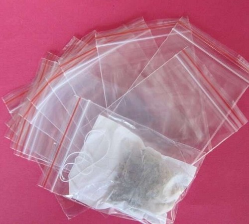 saco em plástico ziplock