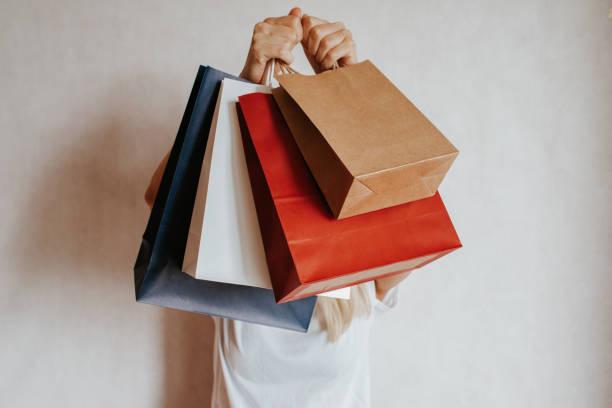 Sacos plásticos com fechamento zip lock: A solução perfeita para armazenamento seguro